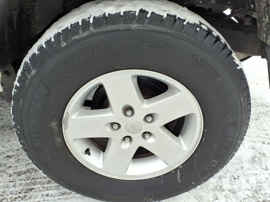 Used 2010 Jeep Wrangler Unlimited Sport image 9