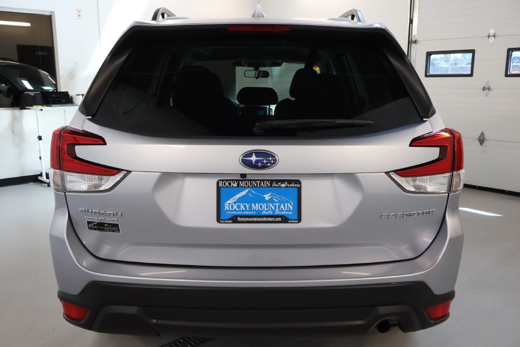 Used 2023 Subaru Forester Premium AWD/4WD image 7