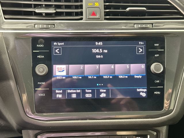 Used 2019 Volkswagen Tiguan SEL Premium w/ 3rd Row Seat Package AWD/4WD image 13