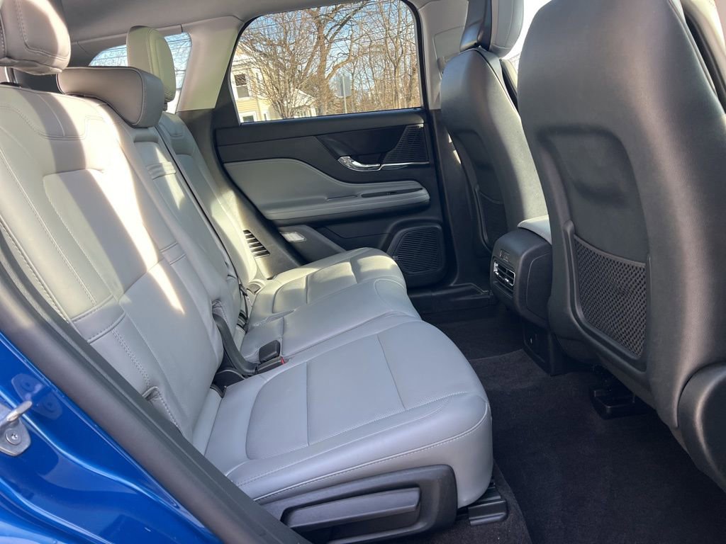 Used 2020 Lincoln Corsair AWD w/ Premium Package image 26