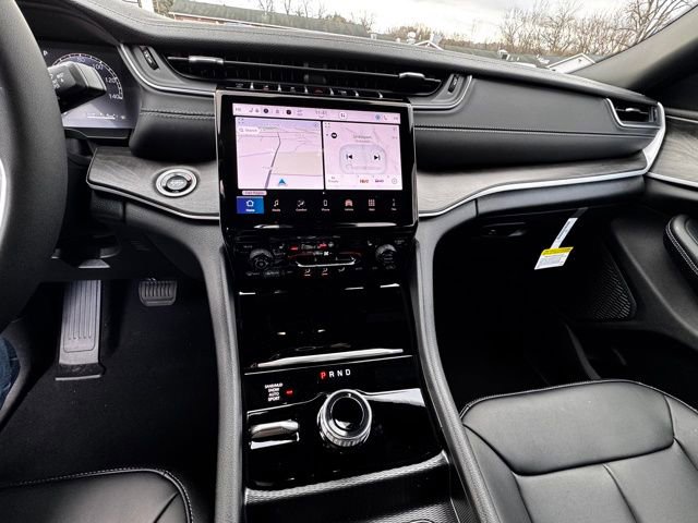 New 2025 Jeep Grand Cherokee Limited image 5