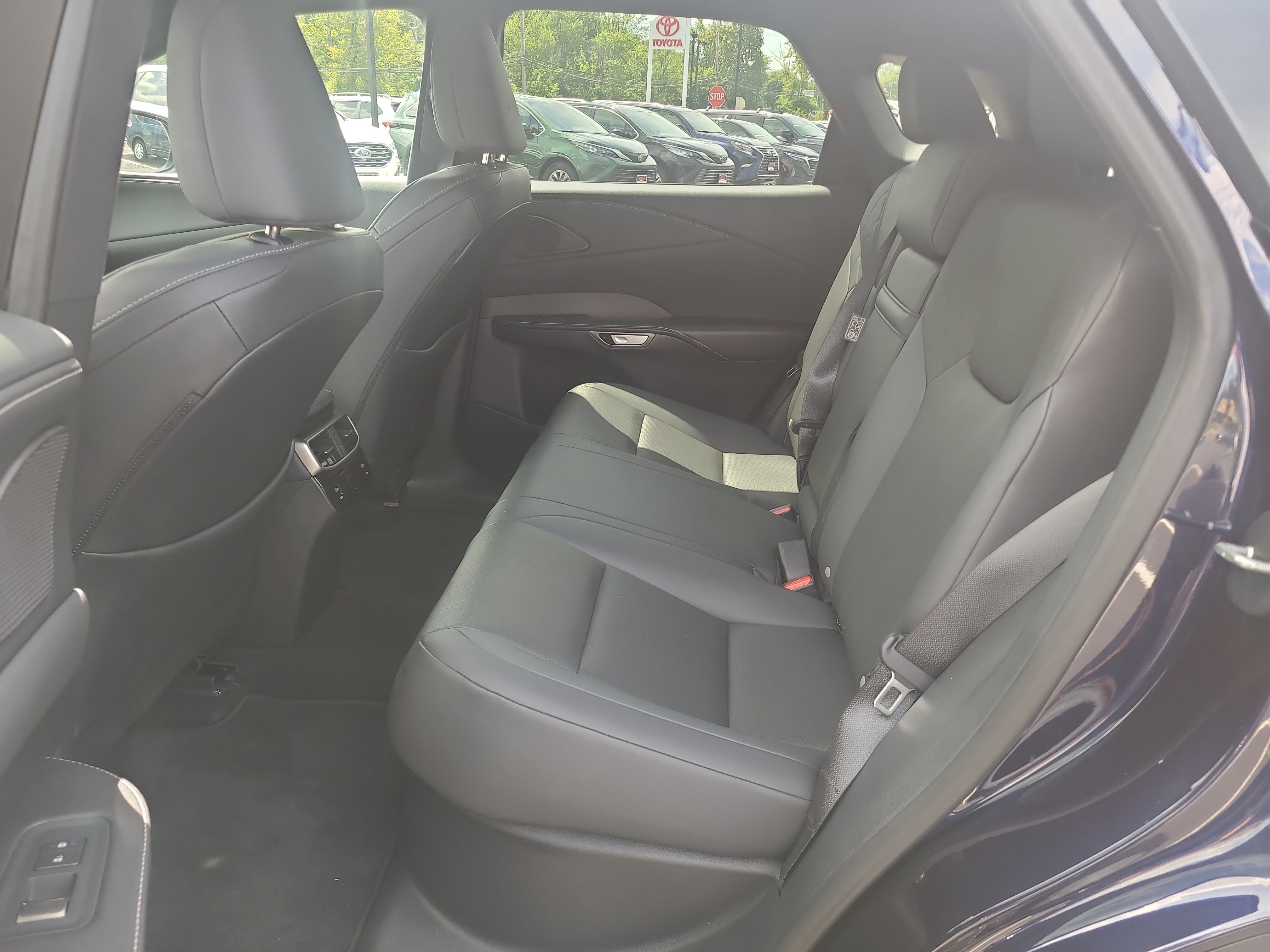 Used 2025 Lexus RX 350 FWD w/ Technology Package image 27