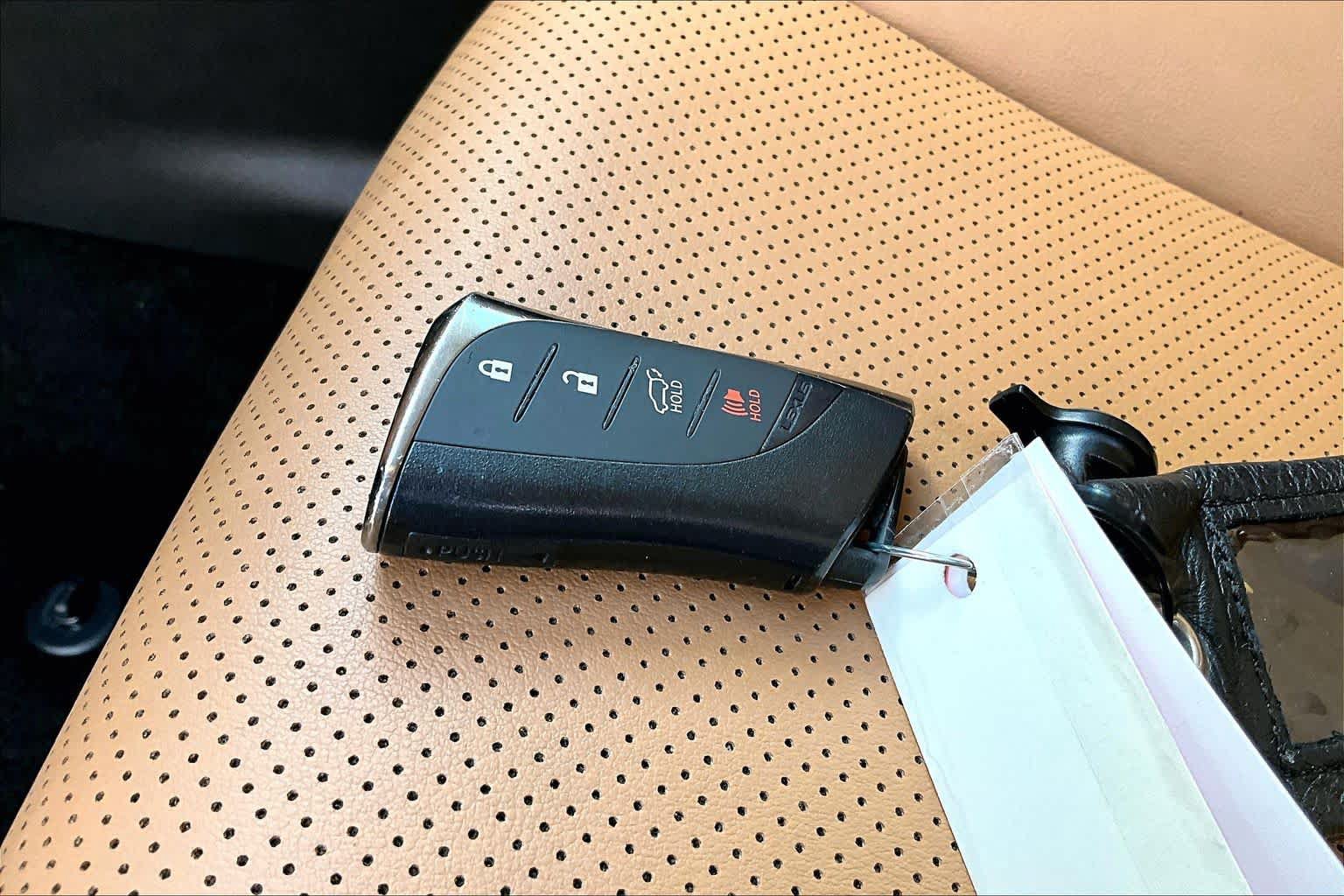 Used 2025 Lexus NX 250 FWD w/ Accessory Package (2T) image 15