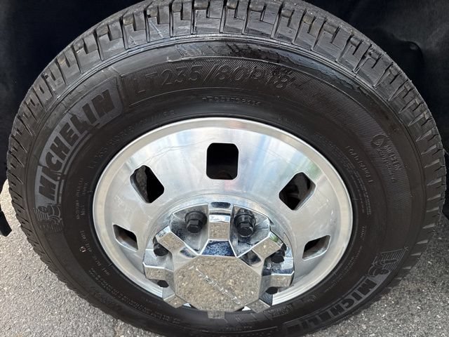Used 2024 GMC Sierra 3500 Denali AWD/4WD image 17