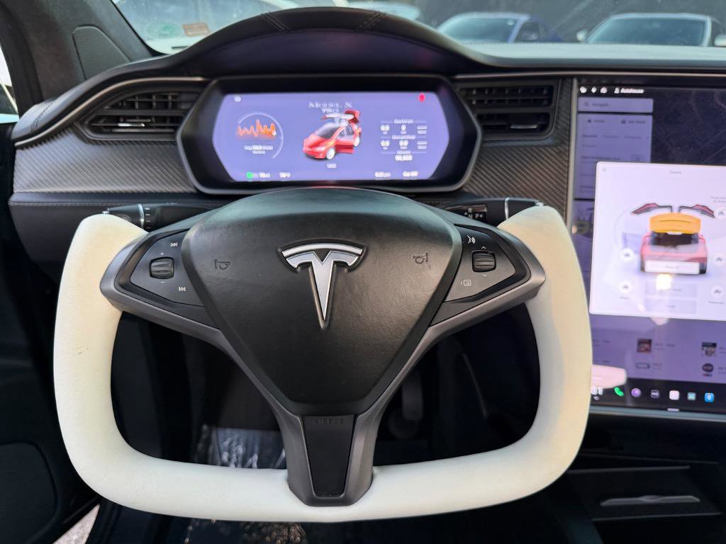 Used 2018 Tesla Model X 75D image 20
