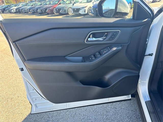 New 2026 Nissan Rogue Platinum w/ Platinum Premium Package image 22