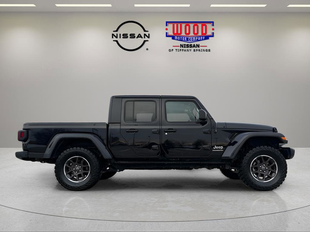 Used 2023 Jeep Gladiator Overland image 2