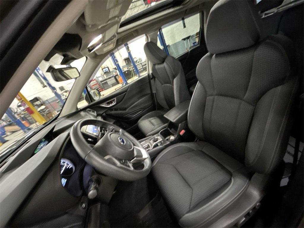 Certified 2023 Subaru Forester Premium image 15