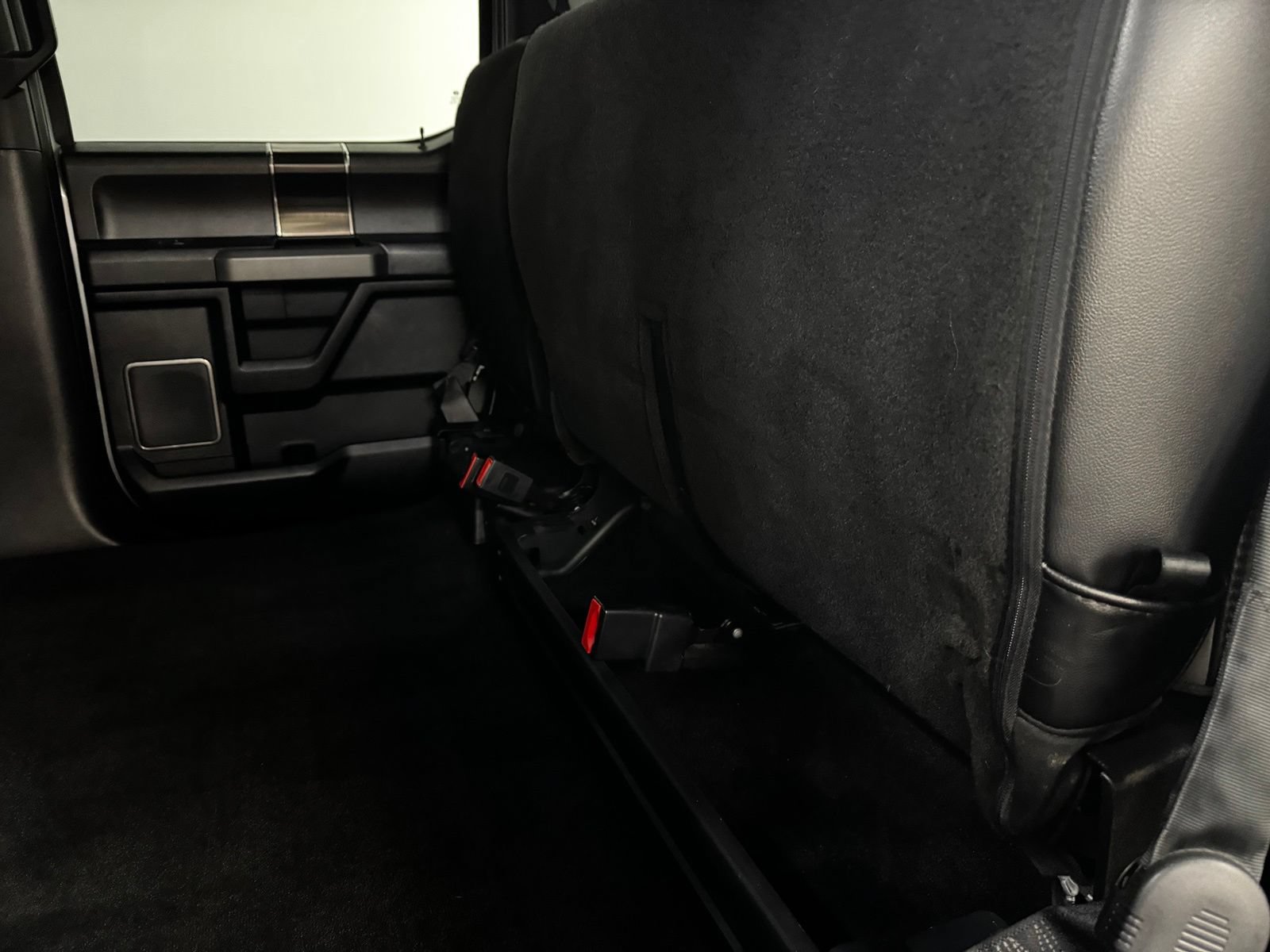 Used 2019 Ford F150 Raptor w/ Equipment Group 802A Luxury AWD/4WD image 33