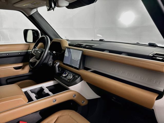 New 2025 Land Rover Defender 130 S AWD/4WD image 28