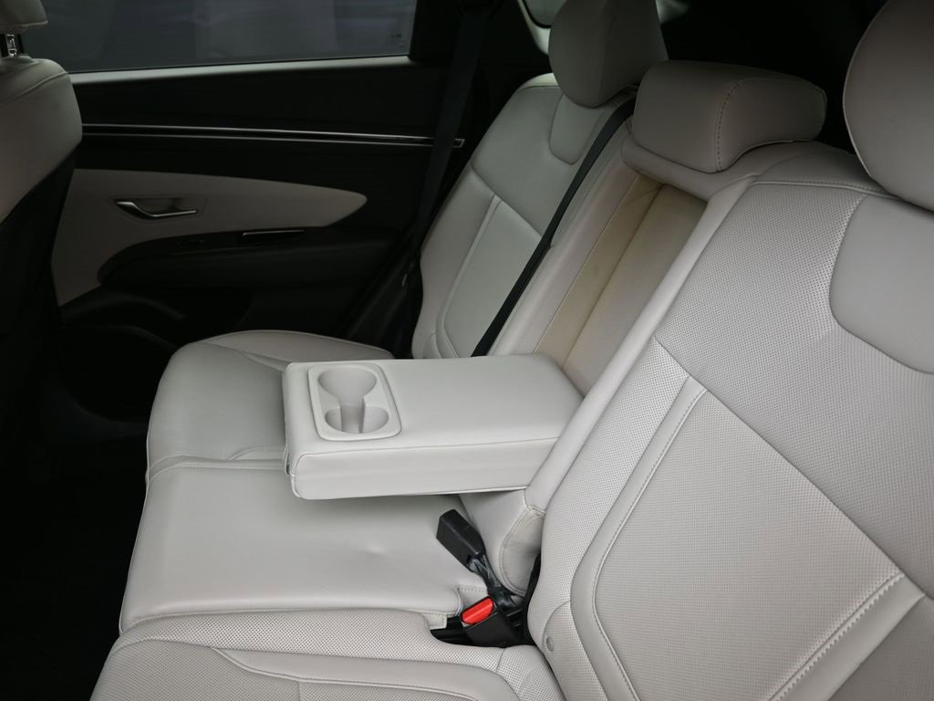 Certified 2023 Hyundai Tucson Limited w/ Winter Package image 20