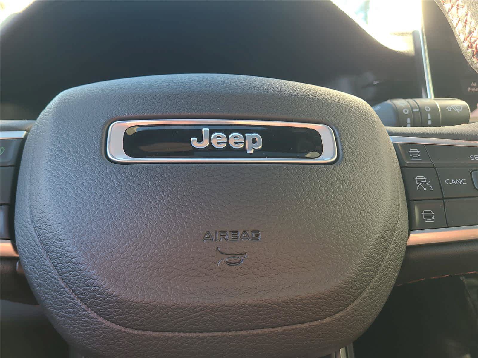 New 2024 Jeep Compass Trailhawk w/ Sun and Sound Group AWD/4WD image 30