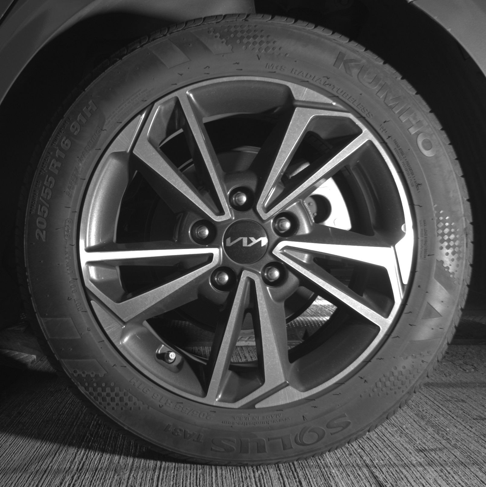 Used 2024 Kia Forte LXS FWD image 14