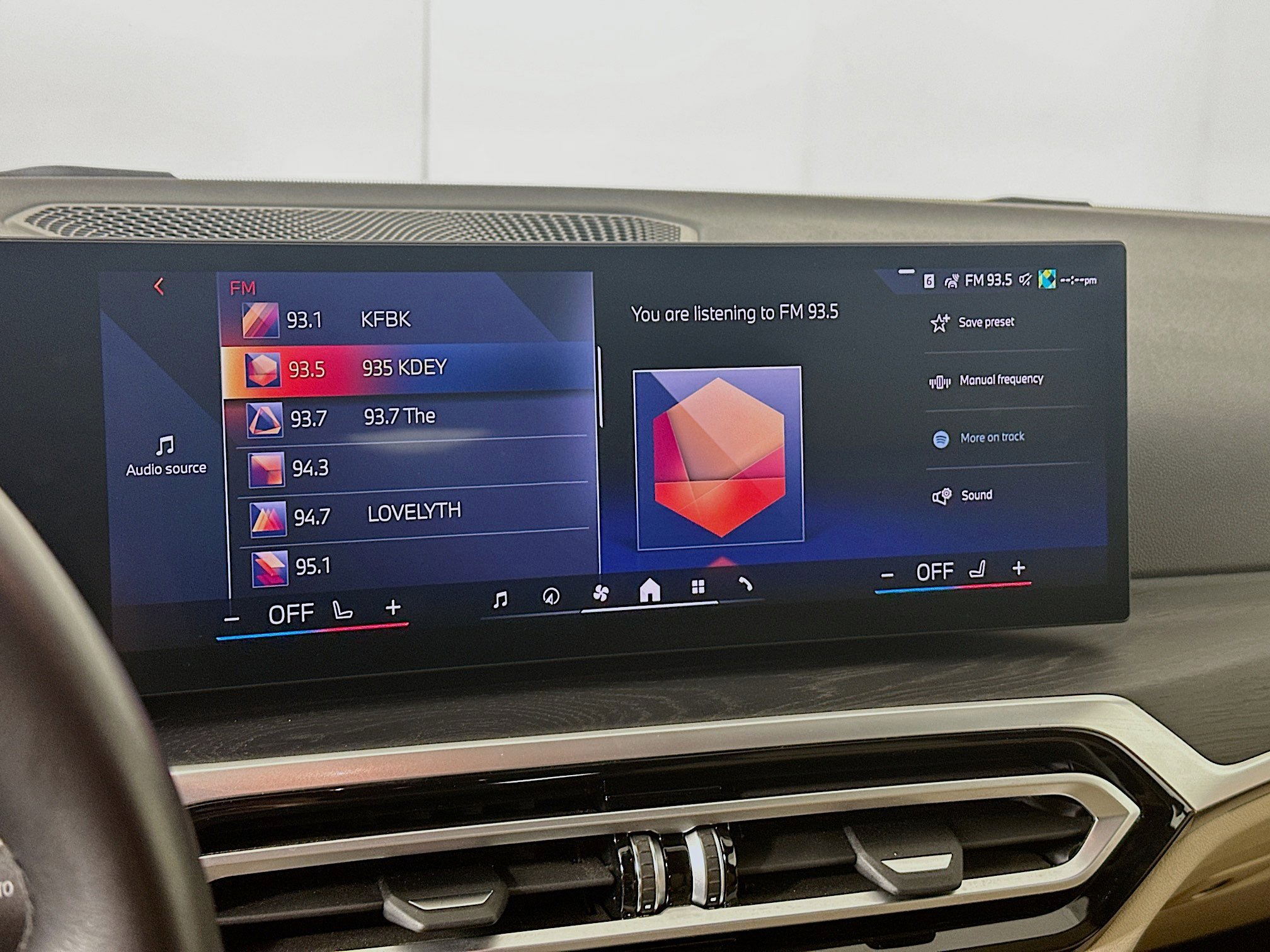Used 2024 BMW i4 eDrive35 w/ Premium Package RWD image 21
