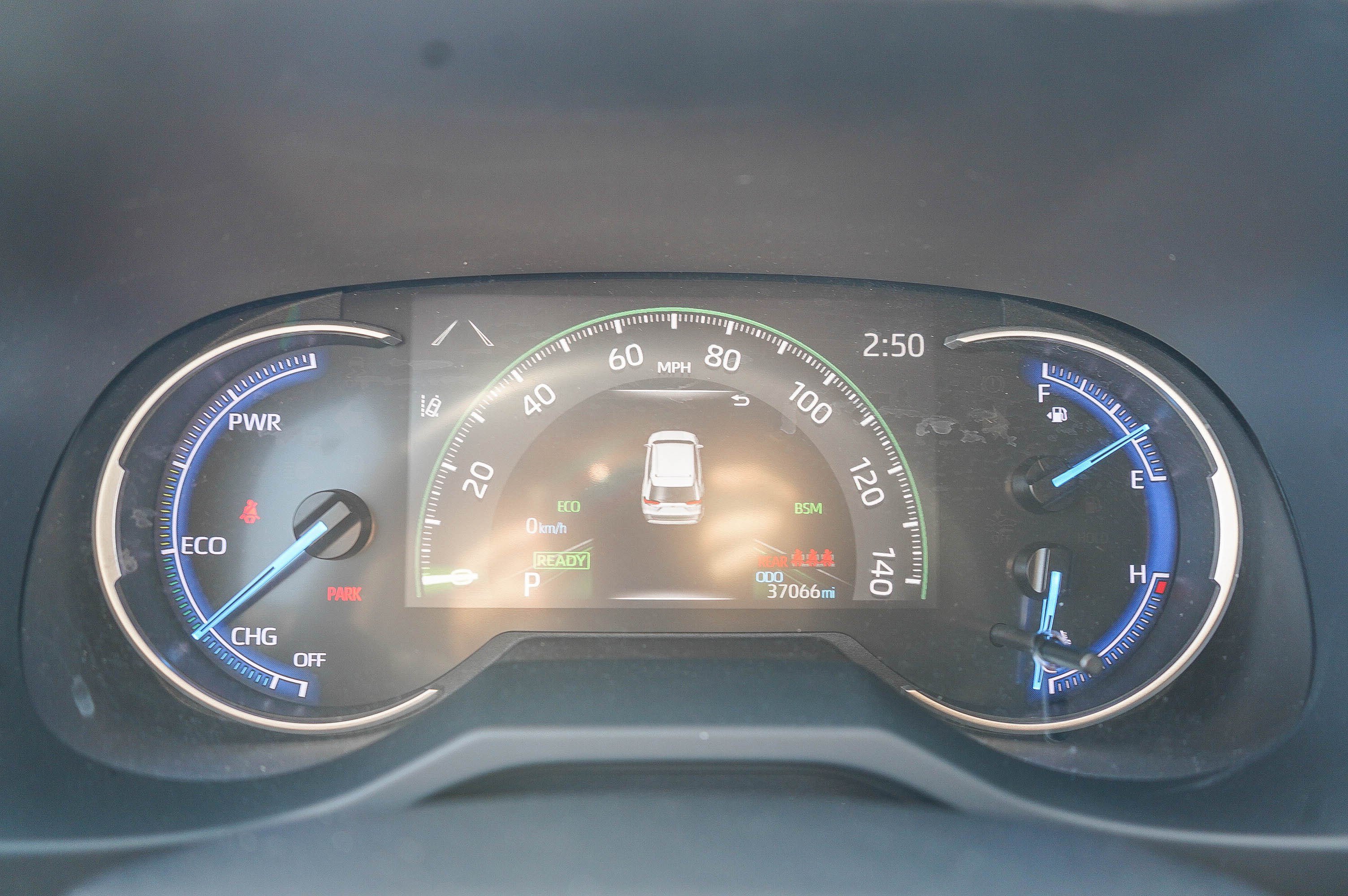 Used 2019 Toyota RAV4 XSE AWD/4WD image 23