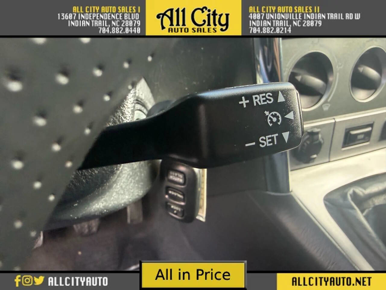 Used 2008 Toyota Matrix XR image 18