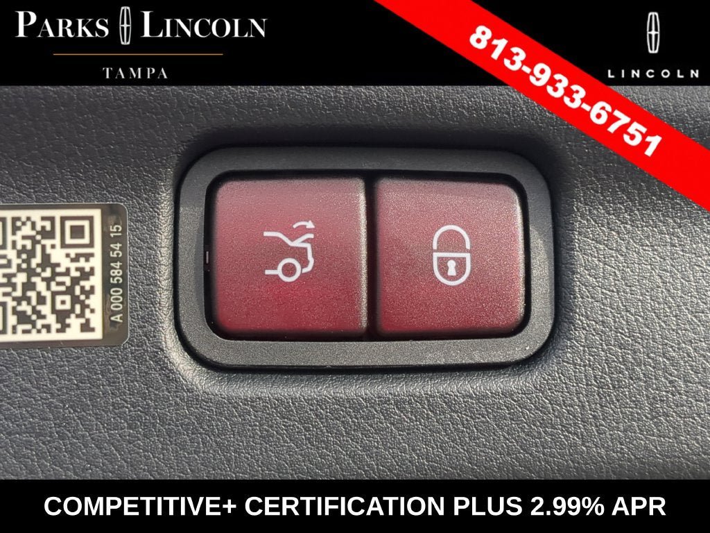 Used 2024 Mercedes-Benz C 300 Sedan image 9
