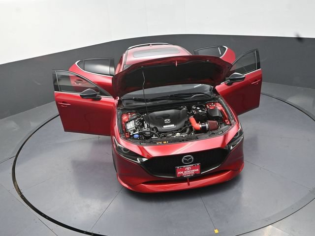 Used 2021 MAZDA MAZDA3 Hatchback w/Premium Plus Pkg AWD/4WD image 40