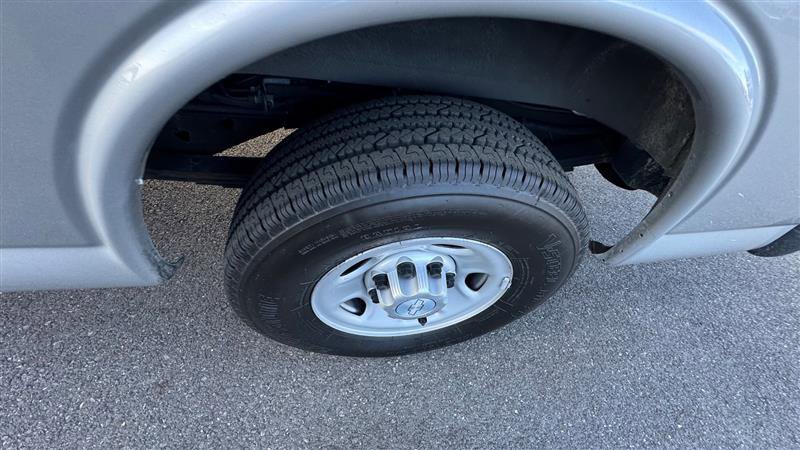 Used 2017 Chevrolet Express 2500 LS image 26