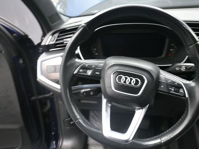 Used 2020 Audi Q3 2.0T Premium image 16
