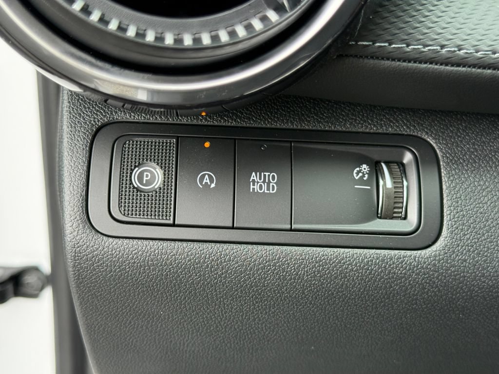 New 2027 Chevrolet Equinox LT FWD image 21