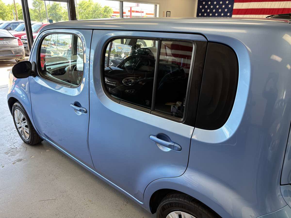 Used 2012 Nissan Cube 1.8 S w/ Indigo Limited Edition Pkg image 12