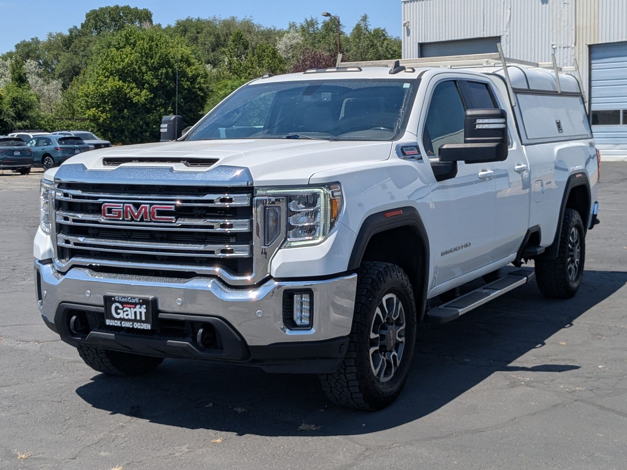 Used 2022 GMC Sierra 3500 SLE w/ SLE Convenience Package AWD/4WD image 8