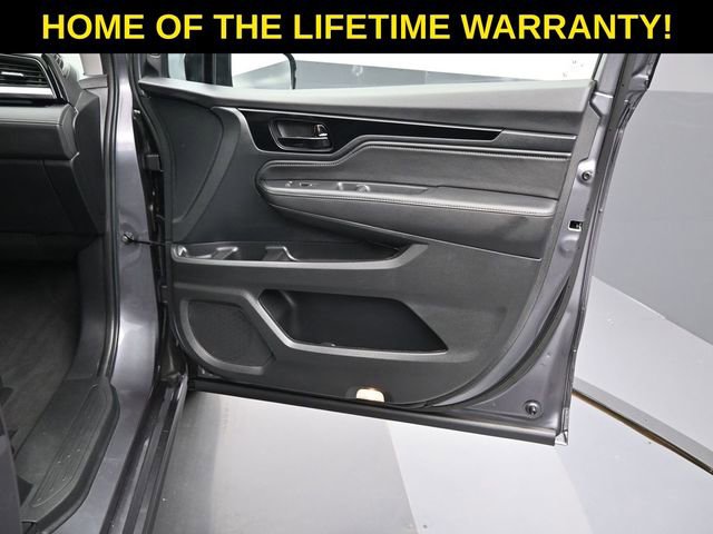 Used 2024 Honda Odyssey Elite image 50