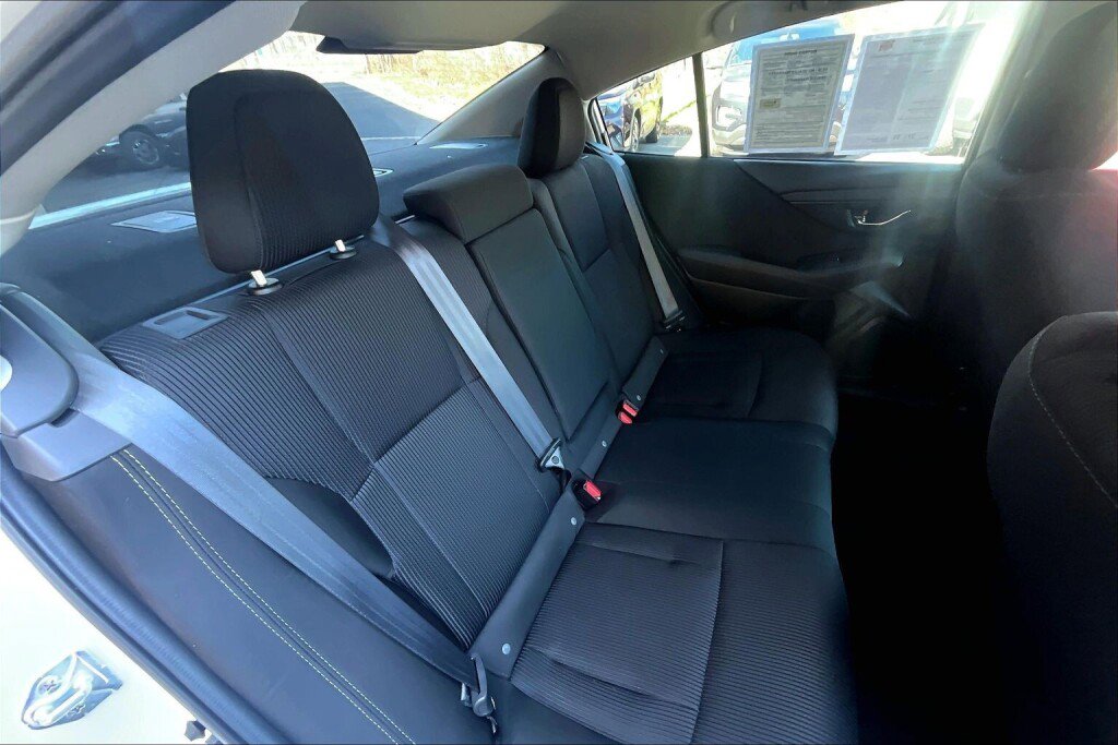 Certified 2025 Subaru Legacy Premium AWD/4WD image 15