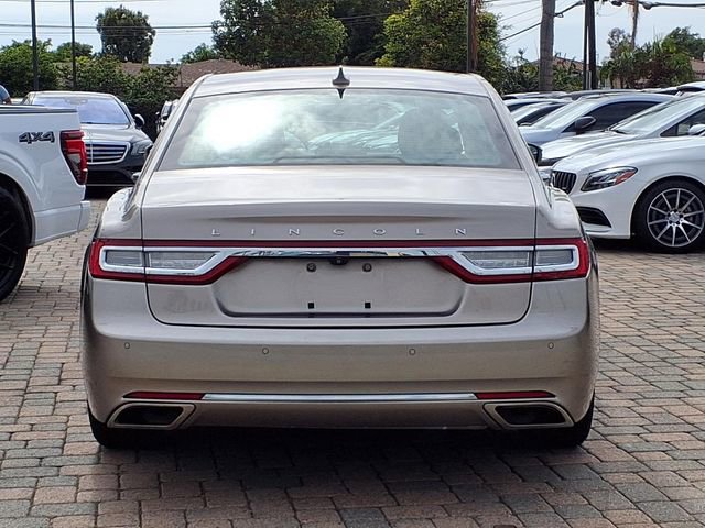Used 2018 Lincoln Continental Premiere FWD image 3
