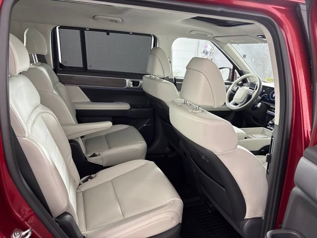 Used 2024 Hyundai Santa Fe Calligraphy AWD/4WD image 30