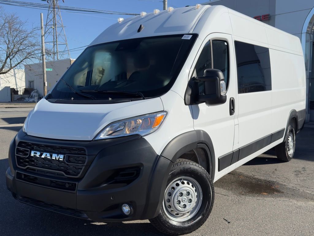 Used 2025 RAM ProMaster 3500 w/ Crew Van Package image 3