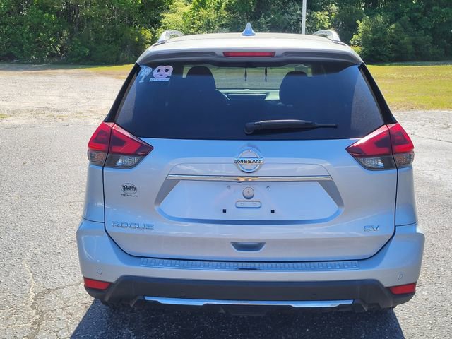 Used 2020 Nissan Rogue SV image 3