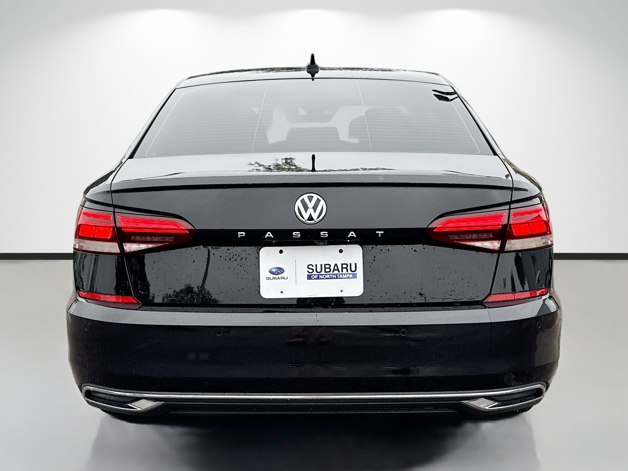 Used 2020 Volkswagen Passat 2.0T SEL image 4