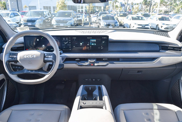 New 2024 Kia EV9 Wind AWD/4WD image 14