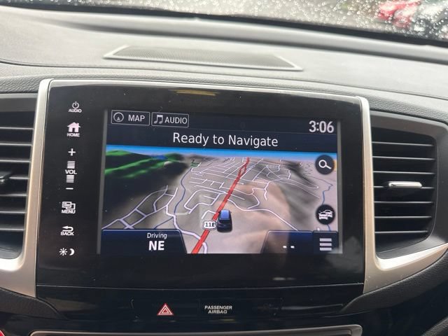 Used 2017 Honda Pilot Touring image 21