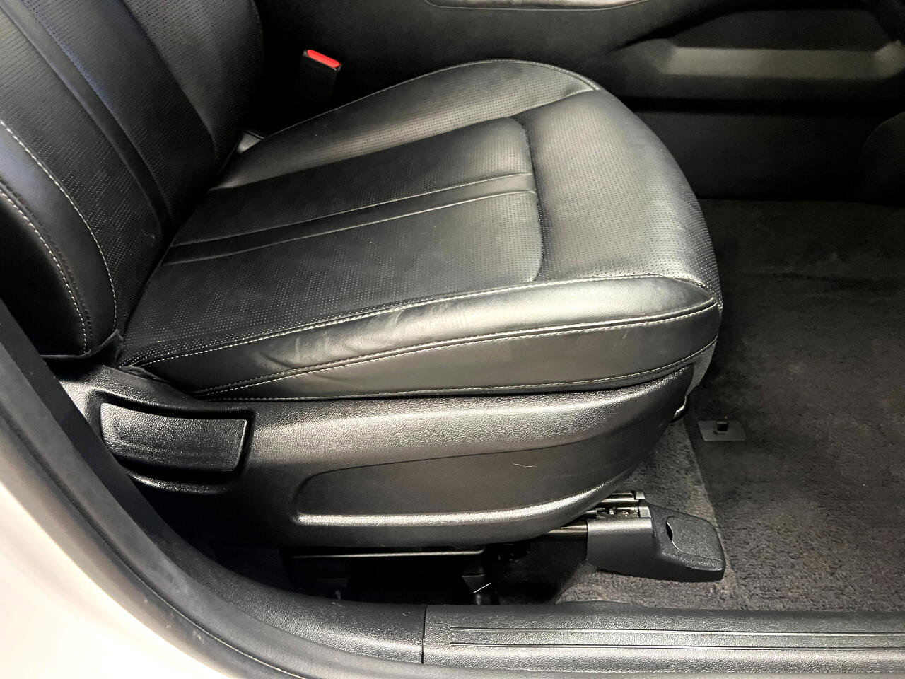 Used 2024 Kia Sorento S image 24