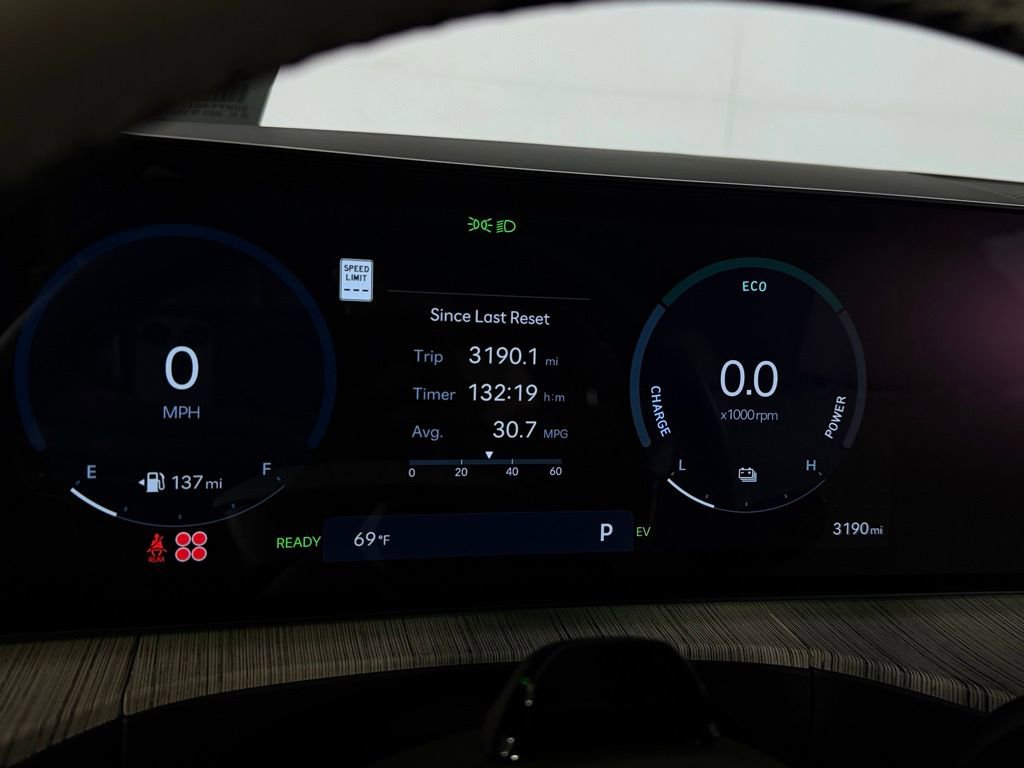 Used 2025 Hyundai Santa Fe Calligraphy image 16