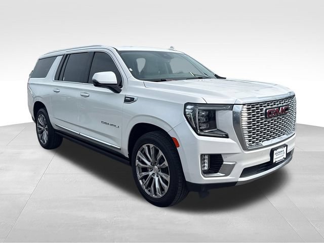 Used 2023 GMC Yukon XL Denali AWD/4WD image 7