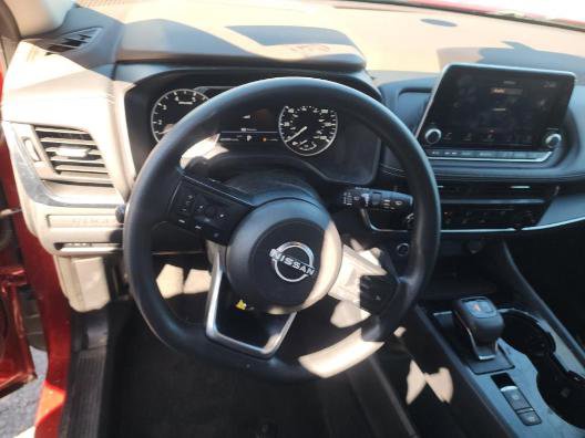 Used 2023 Nissan Rogue S AWD/4WD image 9
