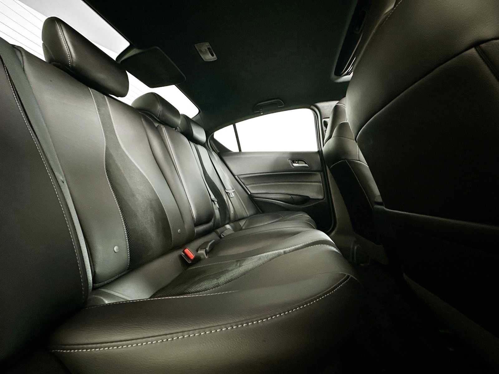 Used 2021 Acura ILX w/ Technology & A-SPEC Package image 24