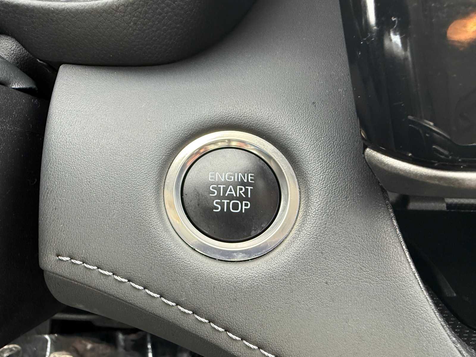 Certified 2025 Toyota Highlander XLE AWD/4WD image 33