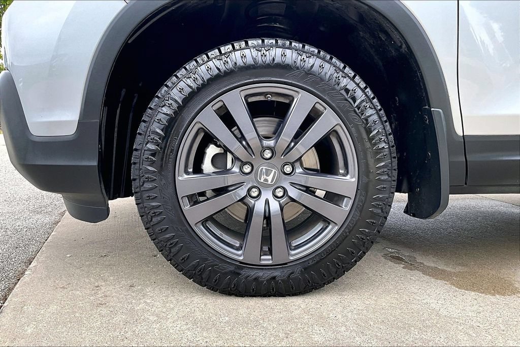 Used 2019 Honda Ridgeline Sport image 10