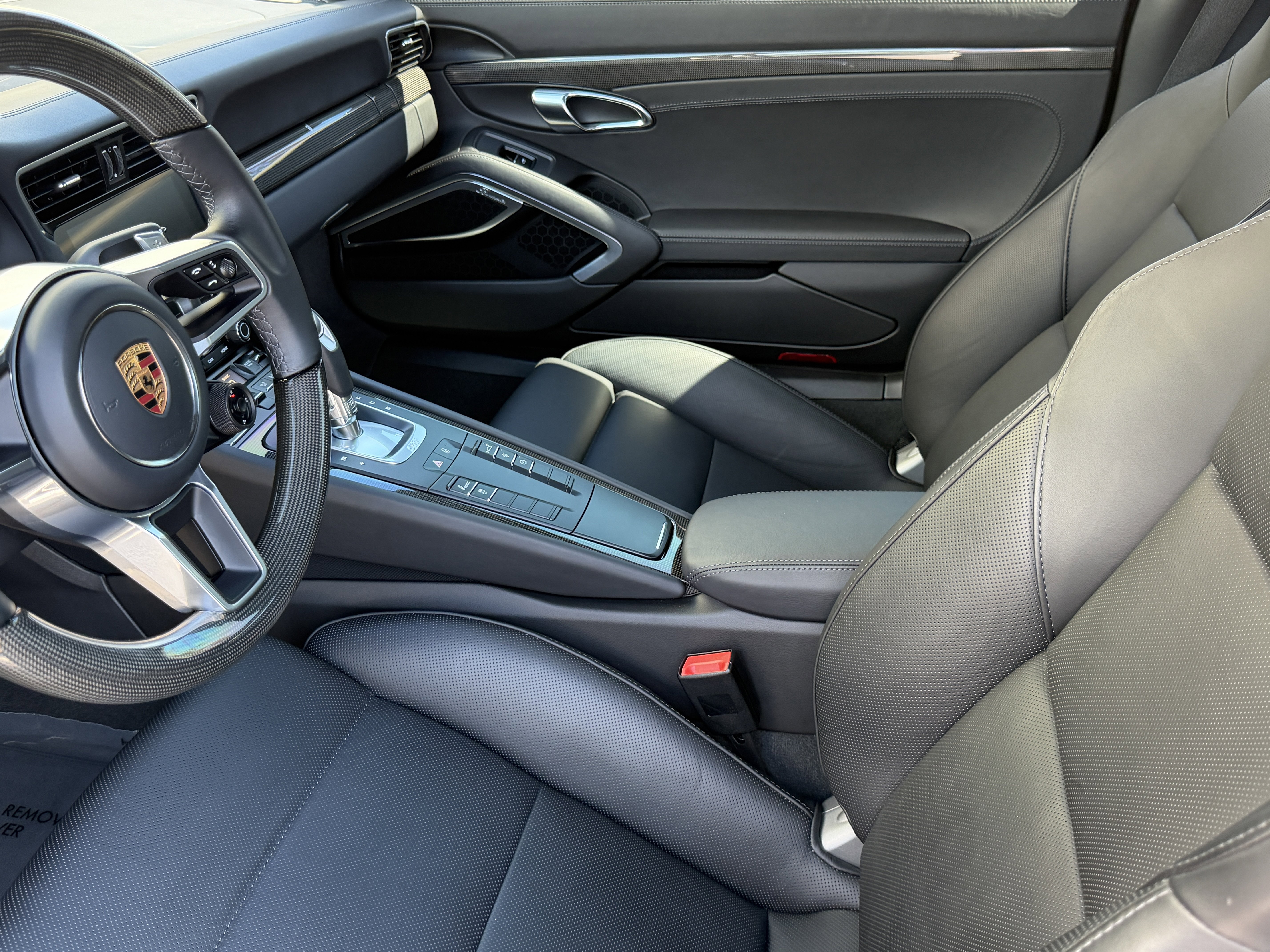 Certified 2017 Porsche 911 Turbo S image 4