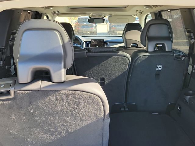 New 2026 Volvo XC90 B6 Ultra w/ Protection Package image 7