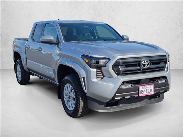 Certified 2026 Toyota Tacoma SR5 AWD/4WD image 3