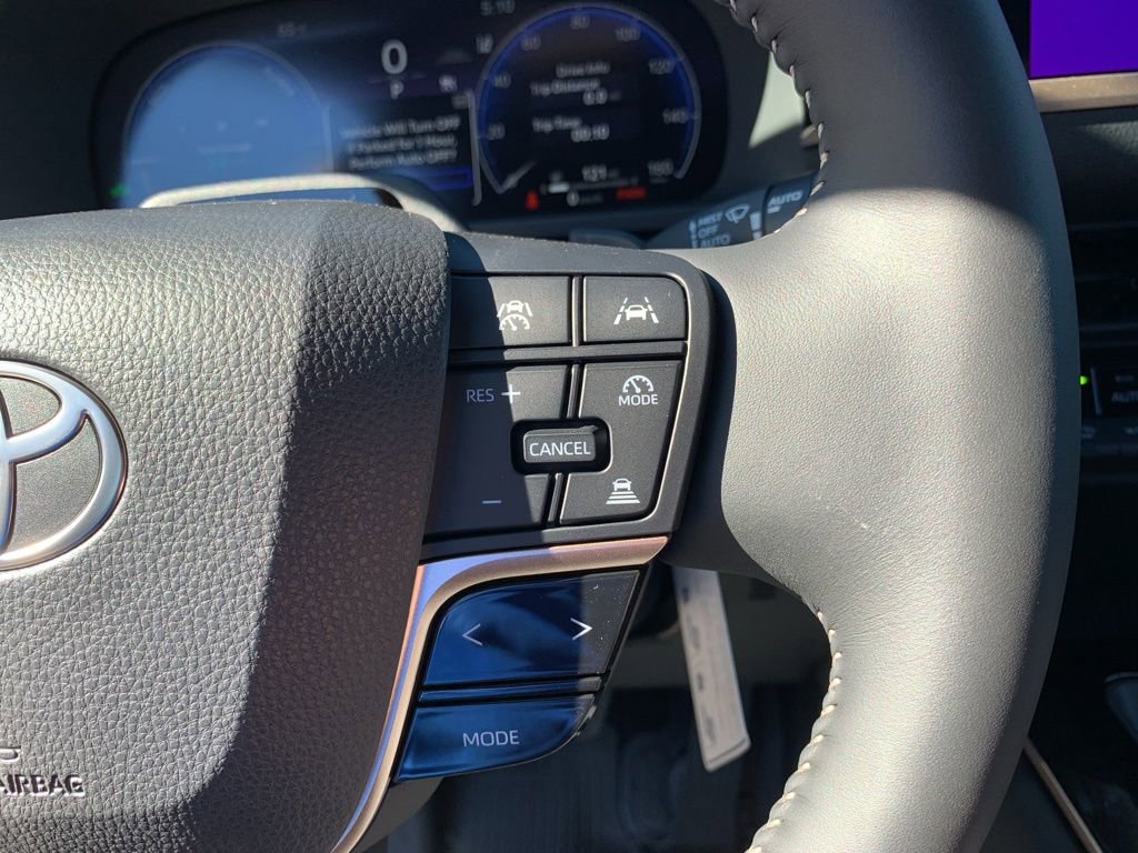 New 2025 Toyota Crown Signia image 27