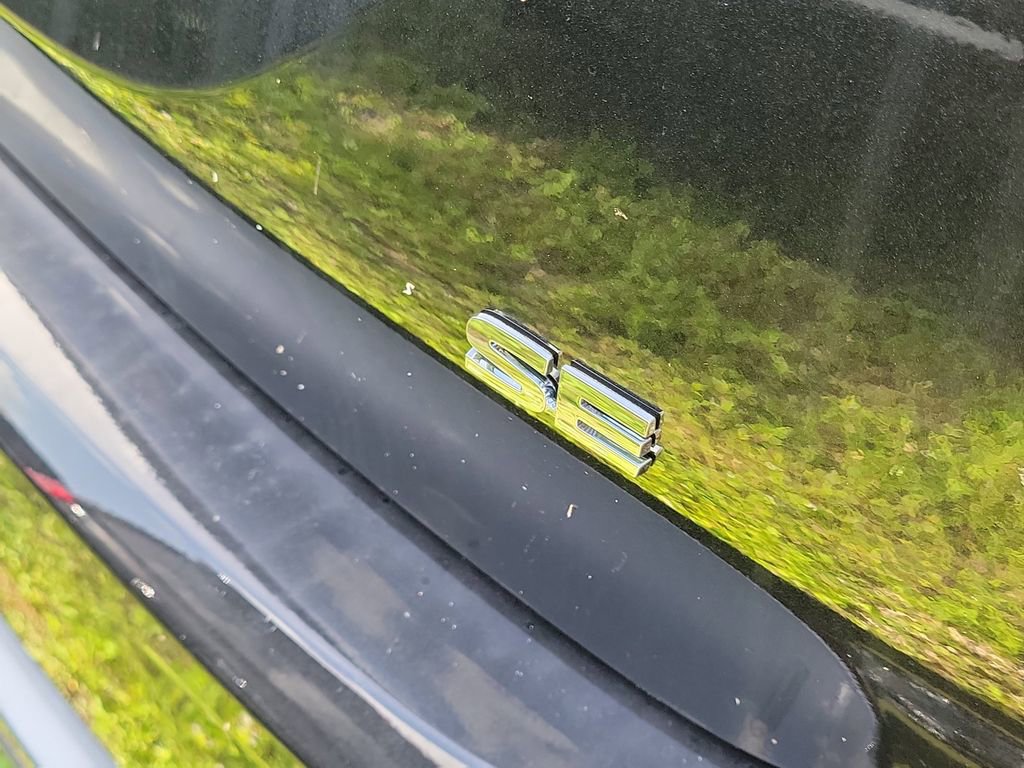 New 2025 Mitsubishi Outlander SE image 5