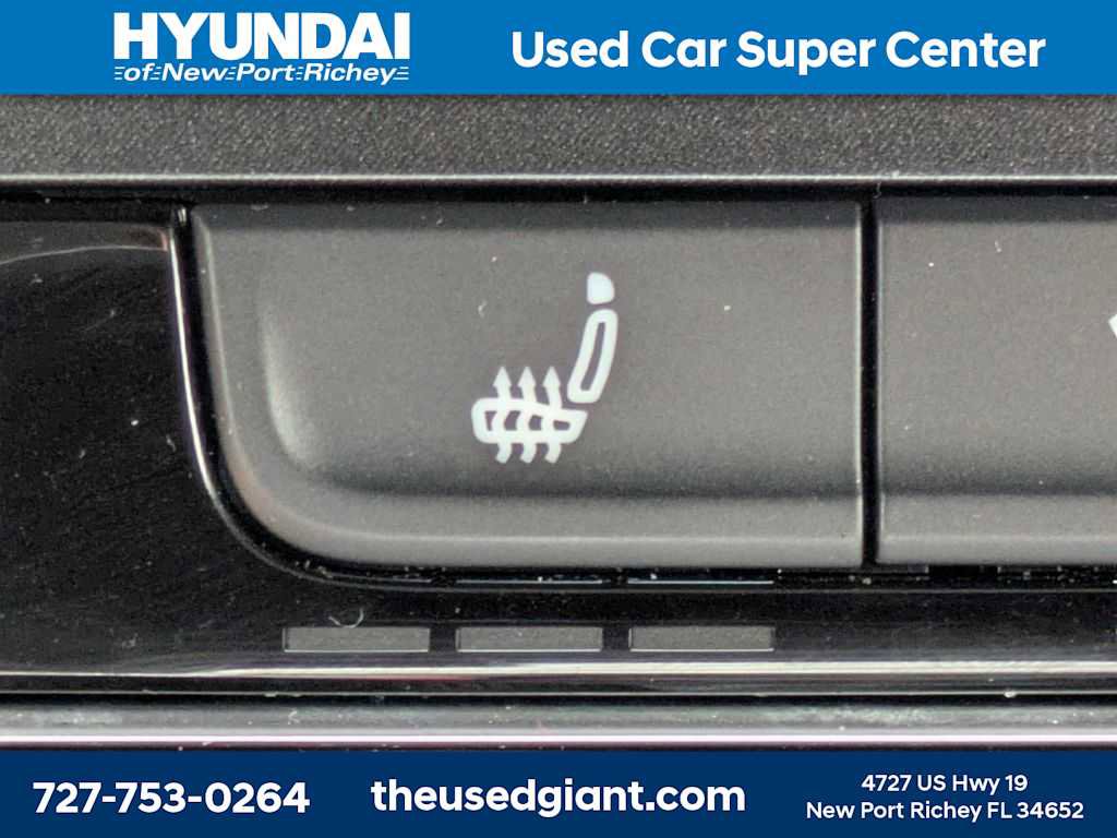 Used 2018 Volkswagen Tiguan SE FWD image 28