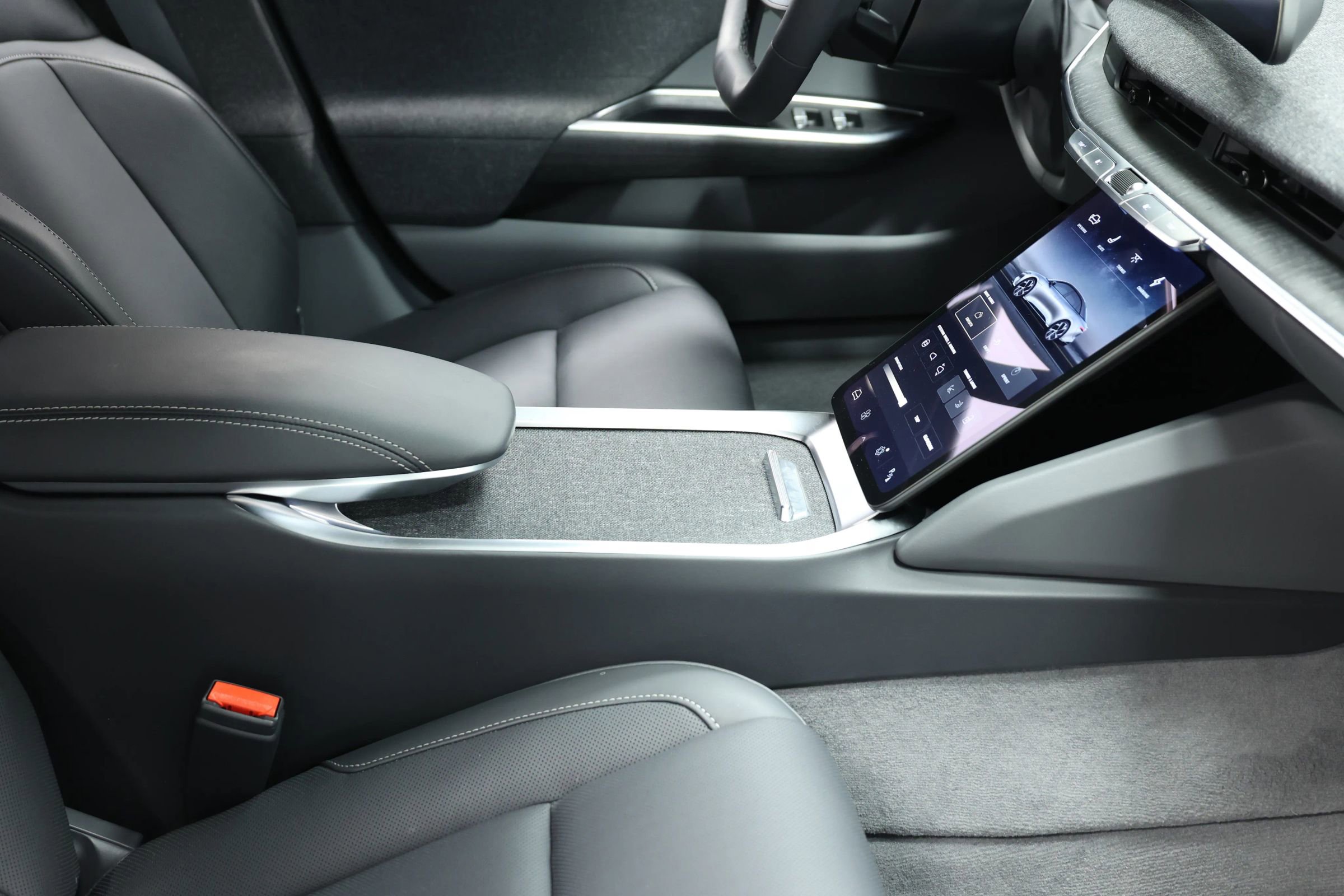 Used 2024 Lucid Air Pure image 86